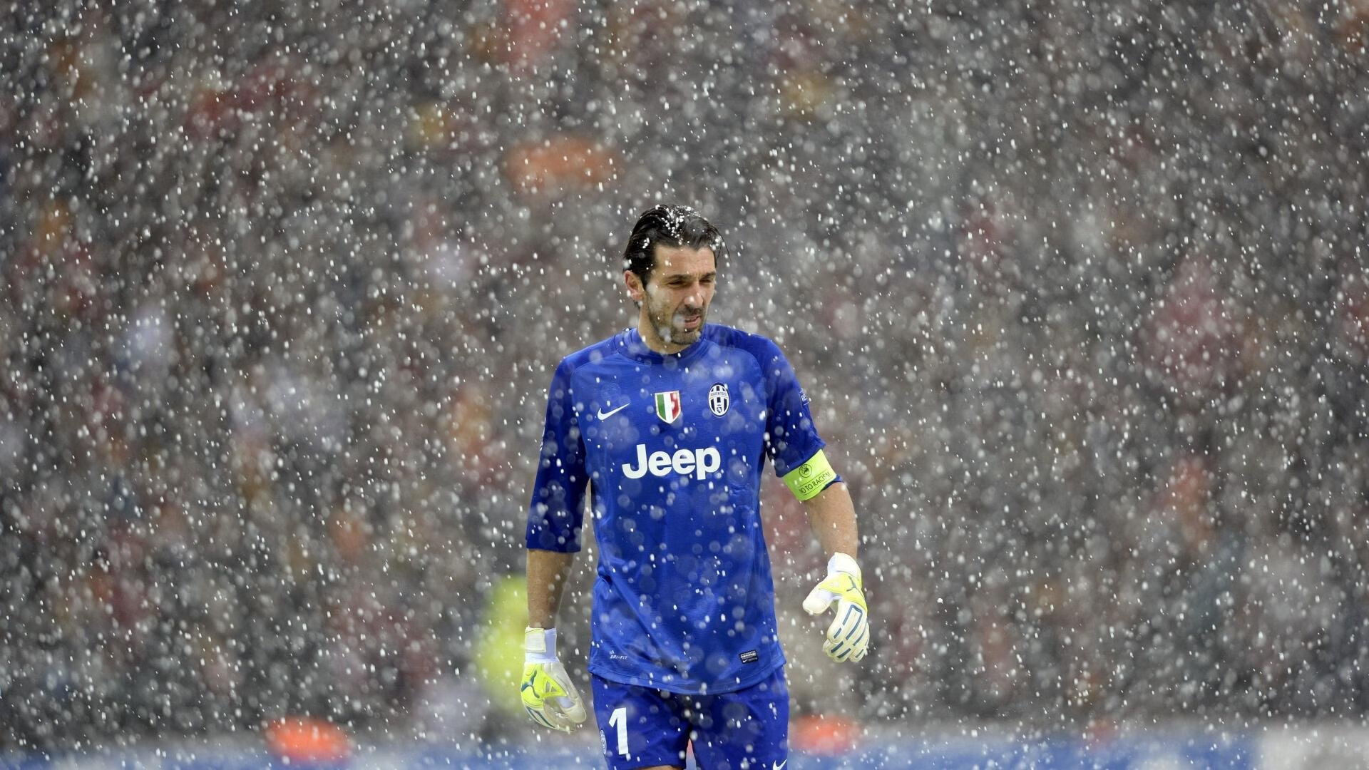 电竞赛场焦点！意大利队对阵瑞士队，豪门翻车，赛后引发巨大争议